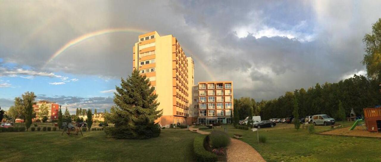 Vízparti SAS Apartman Siófok Bagian luar foto