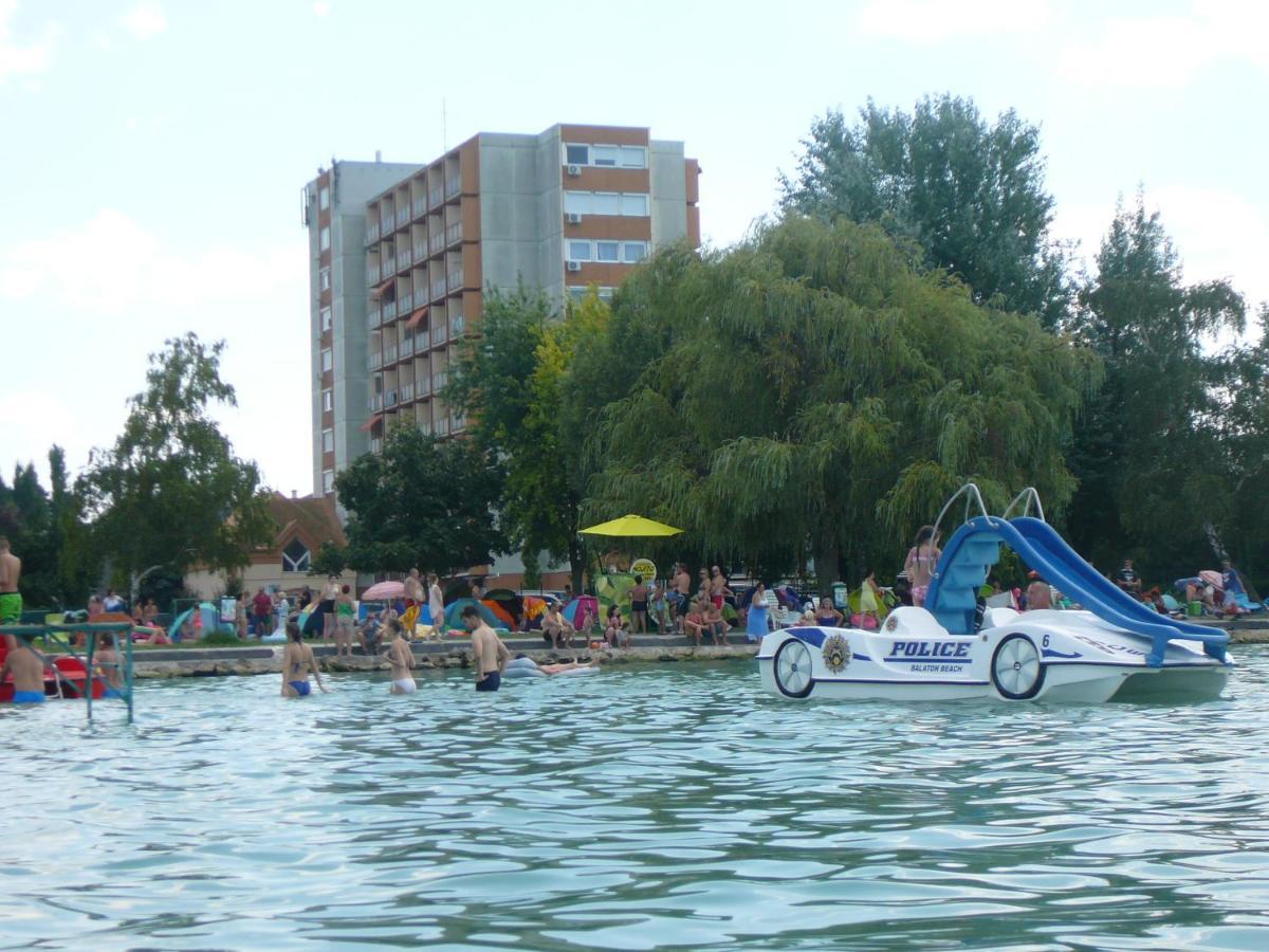 Vízparti SAS Apartman Siófok Bagian luar foto